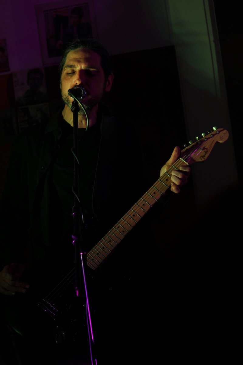 EmilioSorrident's tweet photo. Performing 'Grace' at the show with Gary Lucas a couple of weeks ago - Image by Marzia Lucente #TouchedByGrace #FromTheShell https://t.co/09s2CSmYVj