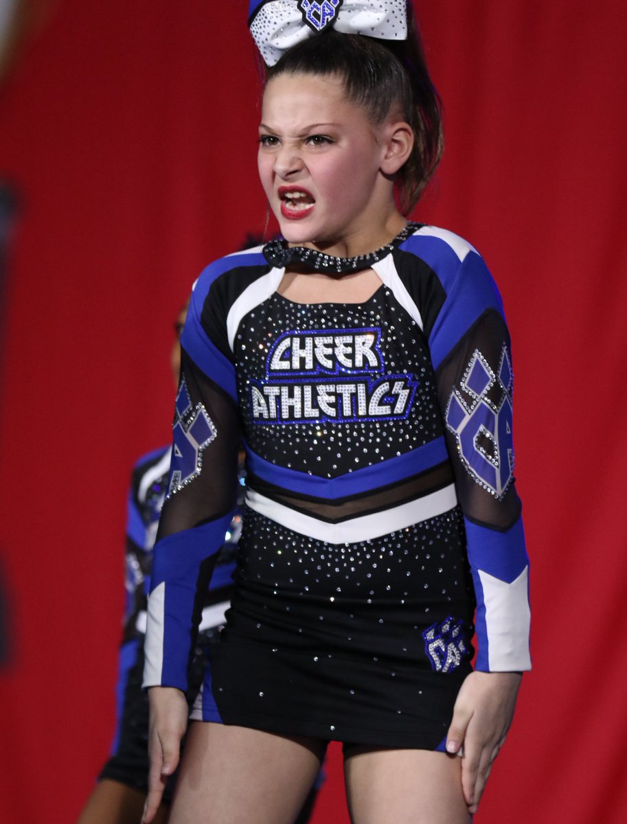 A very Happy Birthday to this fierce mini kitty! Have a CAtastic day! 🎉🎁