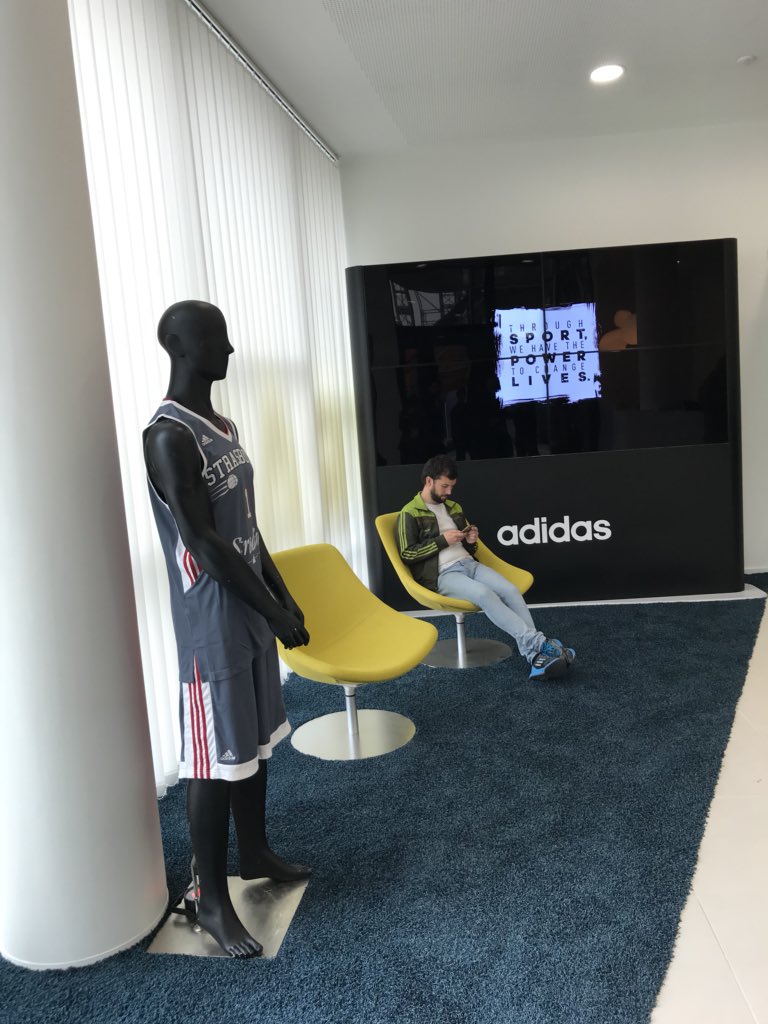 TopmusicAlsace's tweet photo. [ADIDAS] Inauguration du nouveau siège d’@adidasFR au Wacken à Strasbourg #JobPassion #HelloSTRAS @strasbourg https://t.co/3abuVIGUQH
