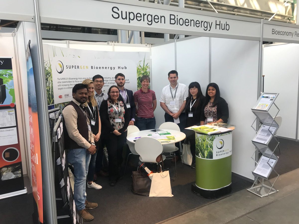 SupergenBioHub's tweet photo. Supergen early career researchers - happy to answer your questions @ Stand A4 #eubce2018 #supergenbiohub @Andrew_welfle @Zoe_M_Harris @mengfanran @iram_razaq @H_Mandova @prashan315440589 @Mirjam_Roeder https://t.co/ZZTcHMRqP0