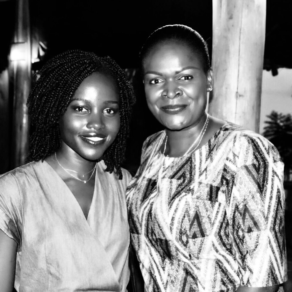SuzannaOwiyo's tweet photo. Great encounter w/ @Lupita_Nyongo on her trip to @KisumuCountyKE She mentioned to me hw my song Ksm💯 played a big role in her career b4 her admission to YALE University.Hw humbling!She has big plans for the great #lakesidecity.Noble cause in waiting! ArtsIndustry #Wakandaforever https://t.co/VolRNKliWa
