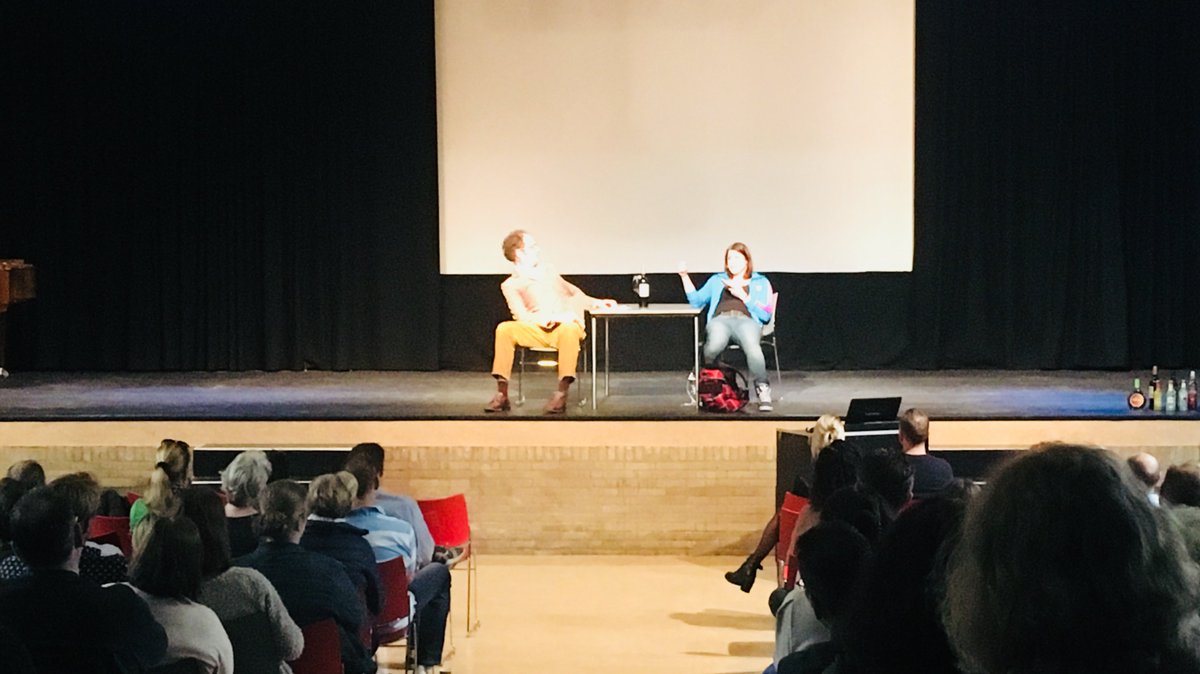 kse_ettenleur's tweet photo. “Puberbrein” was het onderwerp voor een succesvolle thema-avond georganiseerd door de Ouder Contact Groep van leshuis 2. Lees meer: https://t.co/FaFFsiL4Nr https://t.co/u95GqTo2Oy