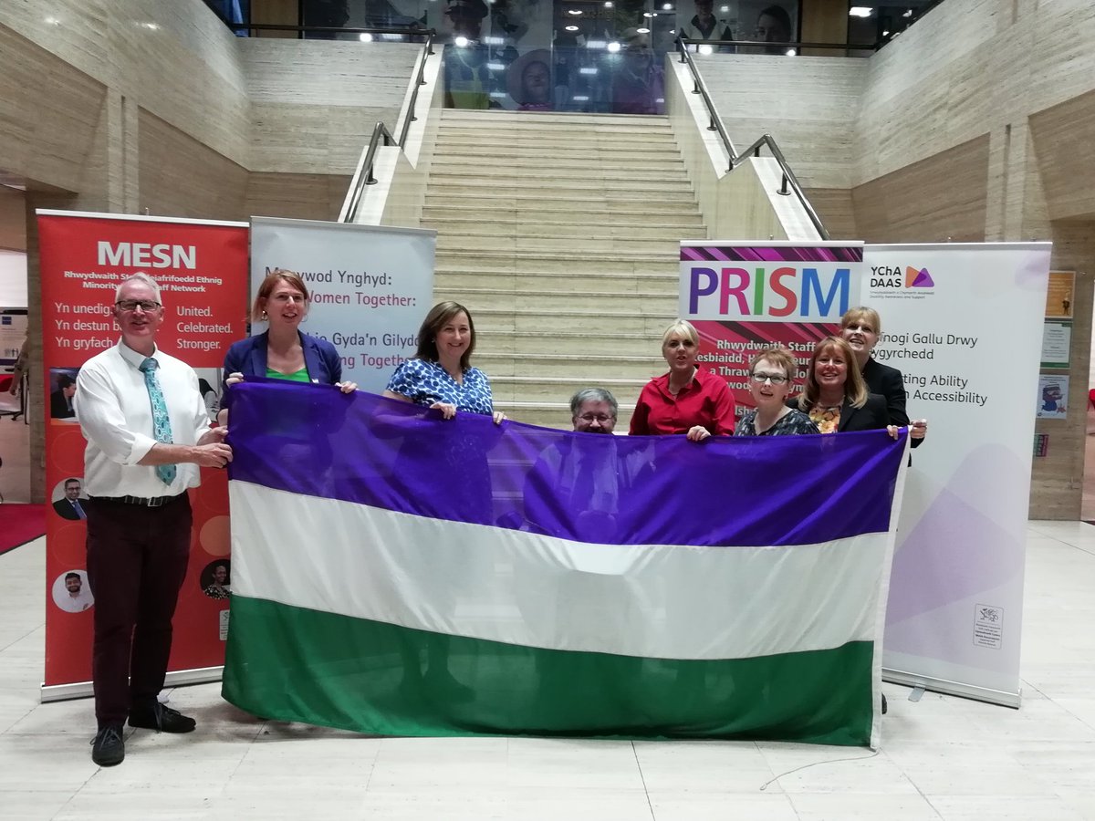 sarahmelkevik's tweet photo. Welsh Government's four staff networks coming together to support the centenary of the Representation of the People Act as the Women's Network hosts the Suffrage Flag @SuffrageFlag #SuffrageFlagRelay #WTN #PRISM #MESN #DAAS https://t.co/mRJDaGrsQz