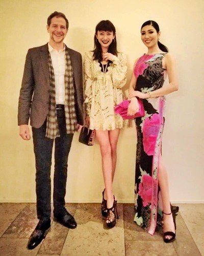 ট ইট র 芸能人整形ちゃんねる 相互 芸能人整形ちゃんねる 山田優 ガリガリ脚がキモい Instagramで細くて長い美脚披露も加工疑惑がｗｗｗｗｗｗｗ T Co Vyslcmpzrt T Co Kljljp6o9e ট ইট র