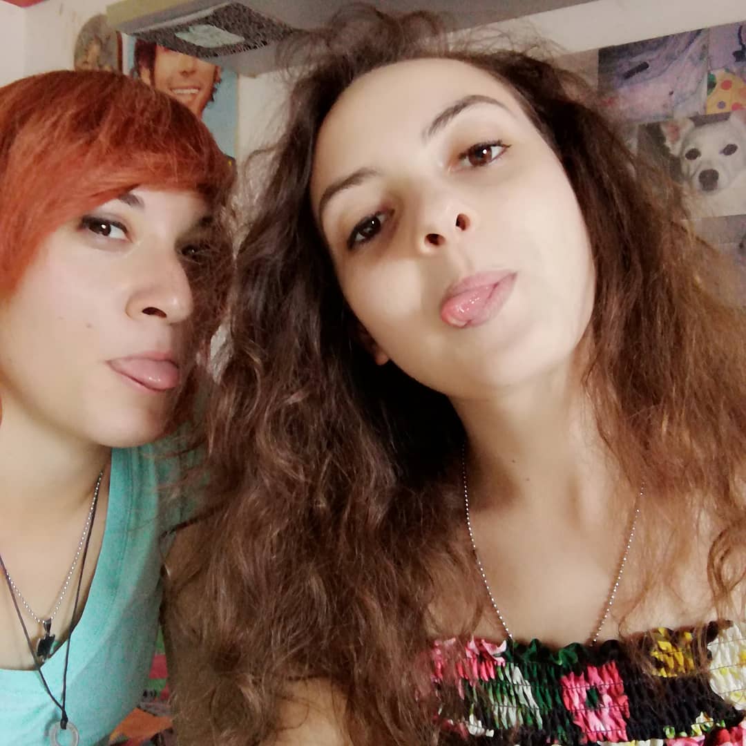 FDestiny1523's tweet photo. When you find a girl who makes you laugh every single day, who treats you like a precious gem and takes care of you unconditionally, you have to do just one thing...LOVE HER. AUTHENTICALLY.
#lesbiansquad #lgbt #perluani https://t.co/MuzBiejaKp