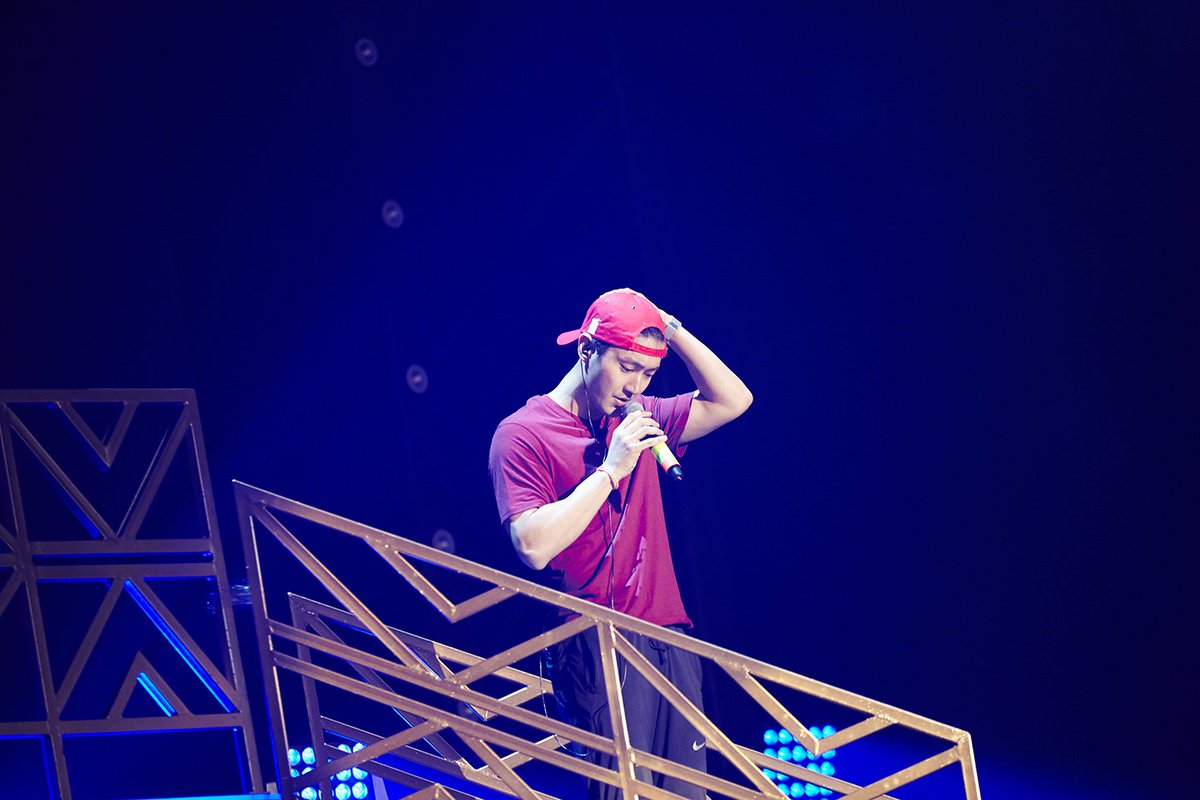 SJofficial's tweet photo. ‘#SUPERJUNIOR WORLD TOUR “#SUPERSHOW7” in #MACAU’ 💙 #시원 #SIWON 

#슈퍼주니어 #LabelSJ 
#PremiosMTVMiaw #MTVLAKPOPSJ @SJofficial https://t.co/1ES1MoKmqB