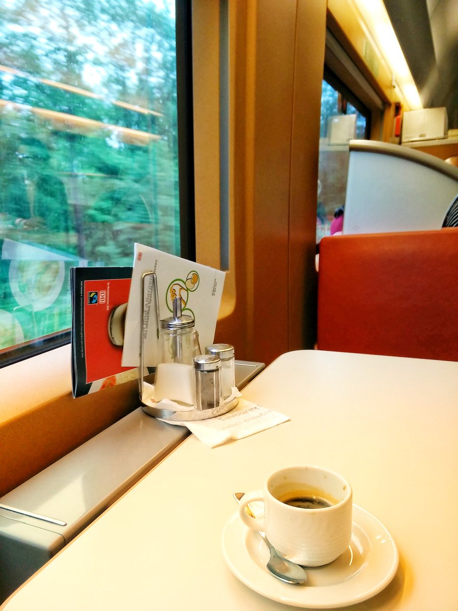 _DiningCar's tweet photo. Hello world, this is my first tweet, from trip with #ICE9568 from #Frankfurt to #Strasbourg. Having an espresso & a wonderful time at the #diningcar 😏! ☕ #Speisewagen #bahn #deutschebahn #ice #bahnde https://t.co/t0cslGqPt6
