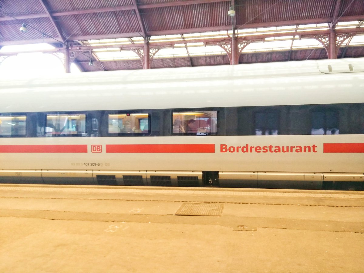 _DiningCar's tweet photo. Hello world, this is my first tweet, from trip with #ICE9568 from #Frankfurt to #Strasbourg. Having an espresso & a wonderful time at the #diningcar 😏! ☕ #Speisewagen #bahn #deutschebahn #ice #bahnde https://t.co/t0cslGqPt6