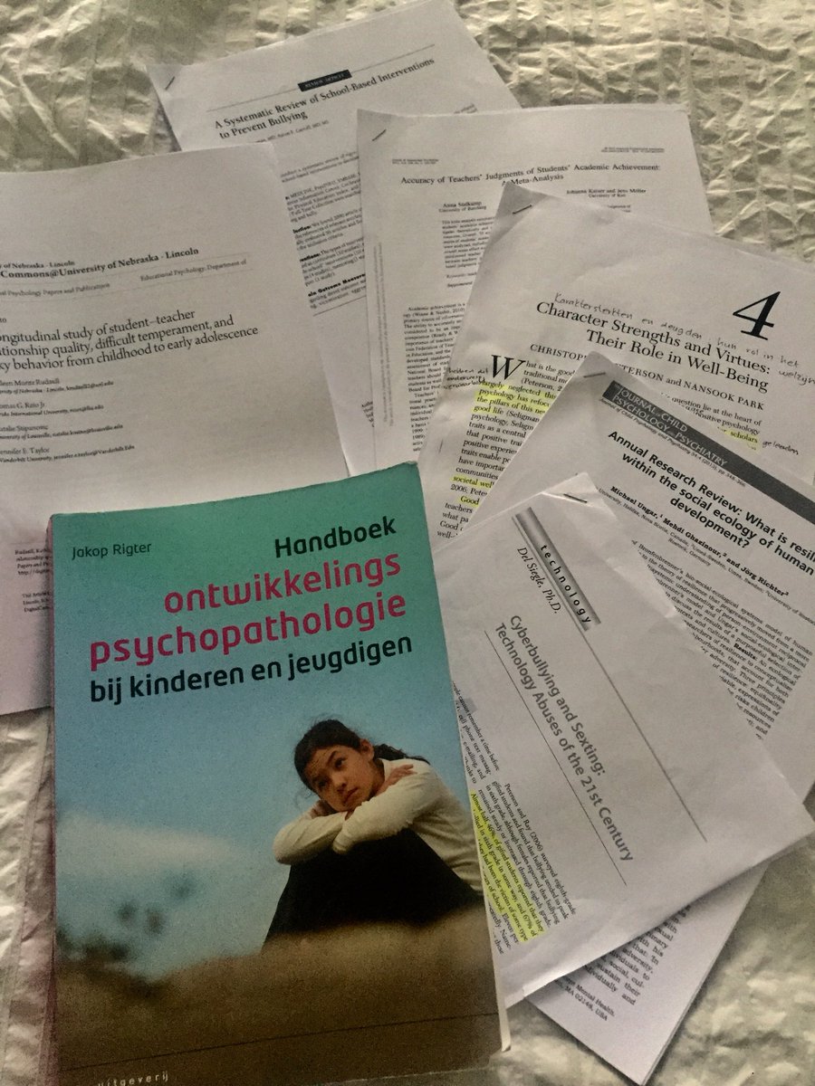 GOBeeldcoach's tweet photo. MasterKennisToets gehaald! #trots #master #gedragsproblemen #gedrag #stoornissen #masterEN https://t.co/e2XDVmYWLH