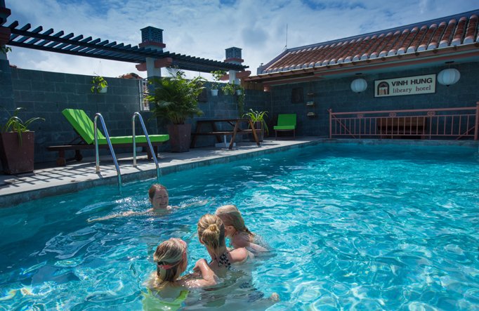 vinhhunglibrary's tweet photo. What you want to do on summer? come to swimming with us !
#Vietnam #trip #HoiAn #hotels (https://t.co/z4B8omkFCm) https://t.co/SLiIQYVRET