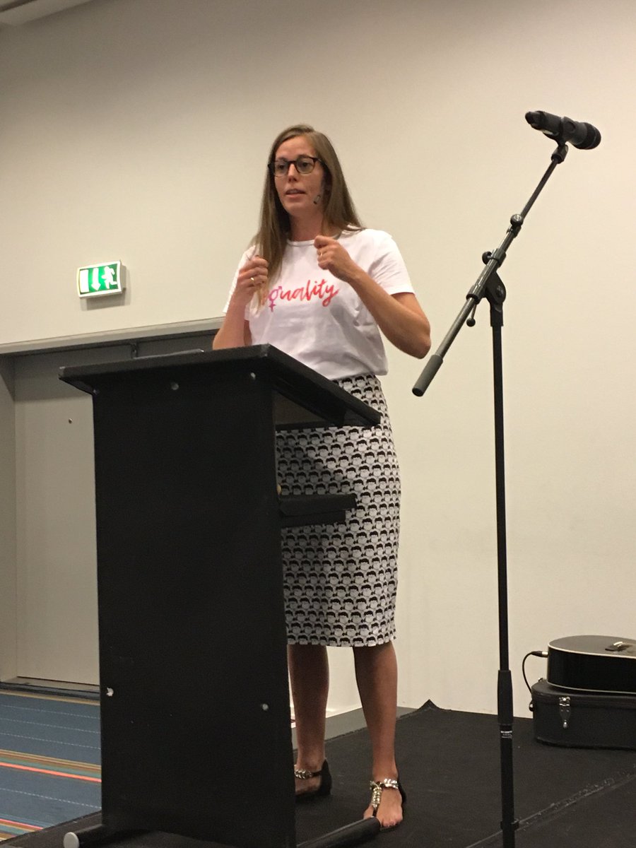 MegEgelund's tweet photo. Vi har ingen intentioner om at hive noget førskole ned over daginstitutioner siger minister @_MaiMercado ved landskonference om en #styrketpædagogisklæreplan #BUPL #dkpol https://t.co/cpgCMTQLLb