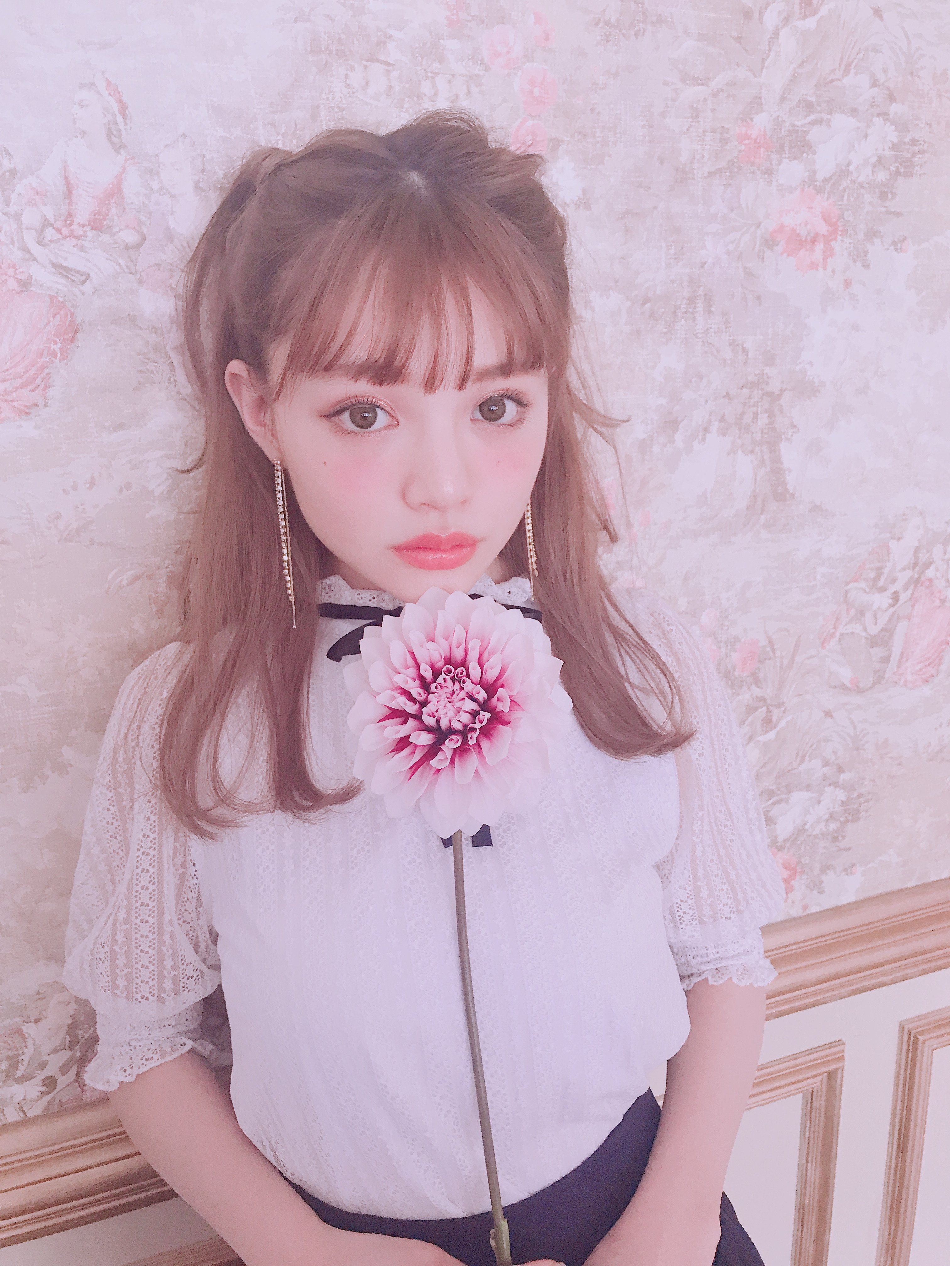 吉木千沙都 サイン入りチェキ Me% 吉木千沙都 サイン入りチェキ Me% SHOWROOM(ショールーム