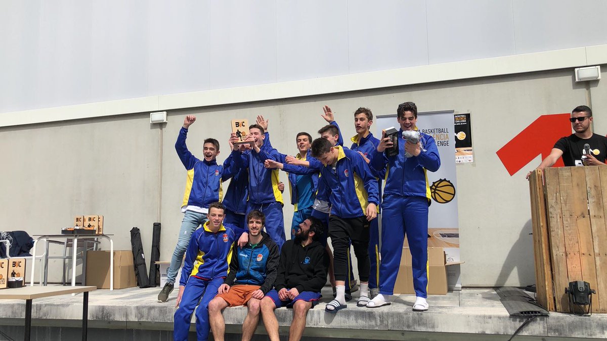 torneo_valencia's tweet photo. CADETE MASCULINO PLATA ⛹️♂️
🏆 CAMPEÓN @CBIgualada
🥈 SUBCAMPEÓN @CBTormes
¡ENHORABUENA!
#BVC2018🏀 https://t.co/NZaW1De2eb