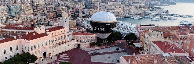 Ecologique, la montgolfière <a href="/ChampagneJeeper/">Champagne Jeeper</a> s’est envolée depuis Monaco sous l’œil du Prince Albert le 29 avril. Direction : l’Italie.
vitisphere.com/actualite-8752…