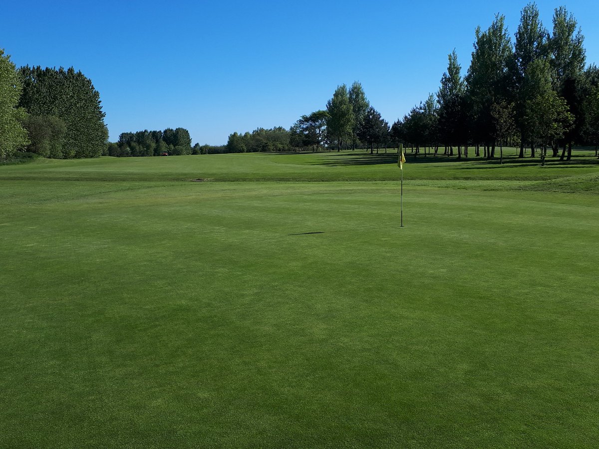 HGreenkeeper's tweet photo. After a slow start were finally getting somewhere. Greens have been raked and cut ready to try 30 tonne of our new washed dune sand dressing from Scotland https://t.co/8Q5MacoZYw