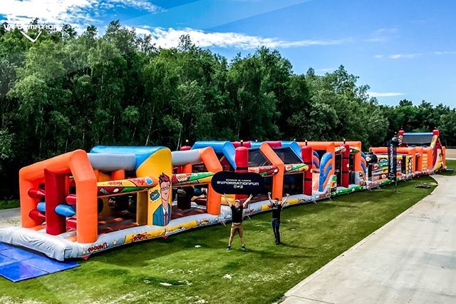 VFormationFun's tweet image. Some Comic vibes from Xtreme Experience last weekend 🌞
.
#vformationfun #vteam #comicrun ift.tt/2wFBvBX