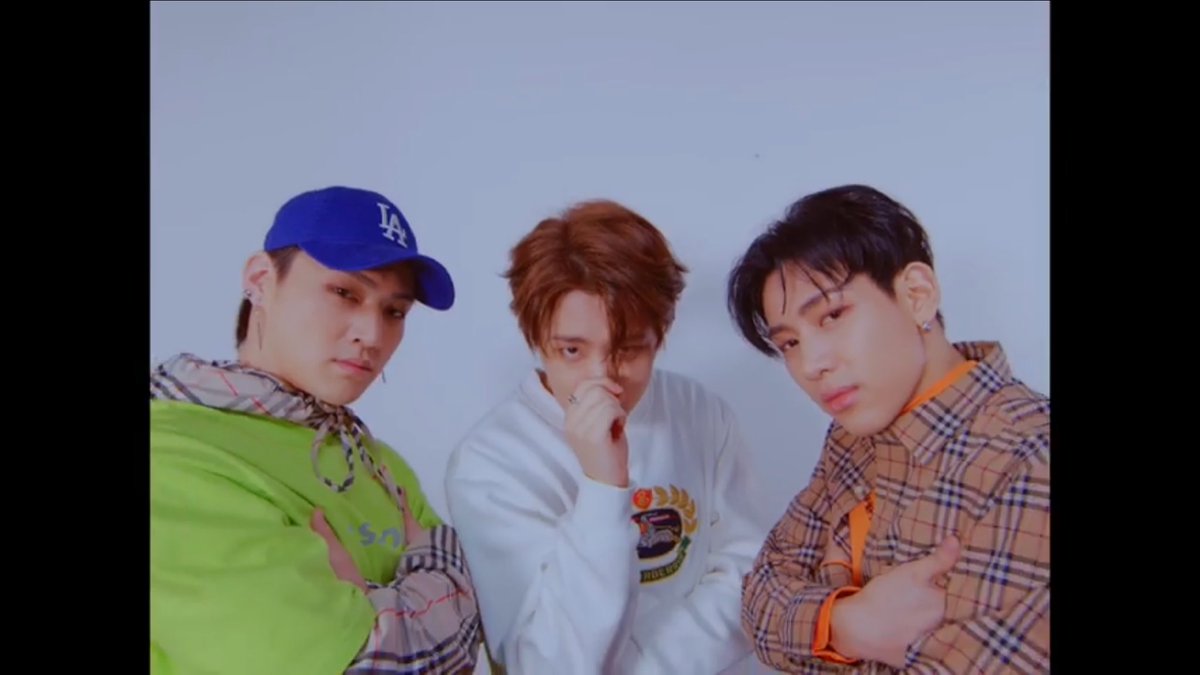 realzkd's tweet image. they’re are both so beautiful 😩 i’m so glad they’re exploring multiple concepts in this upcoming album 😭

@GOT7Official #GOT7 #HMMMM #2TWO #THENewEra

#MTVLAKPOPGOT7 #PremiosMTVMiaw