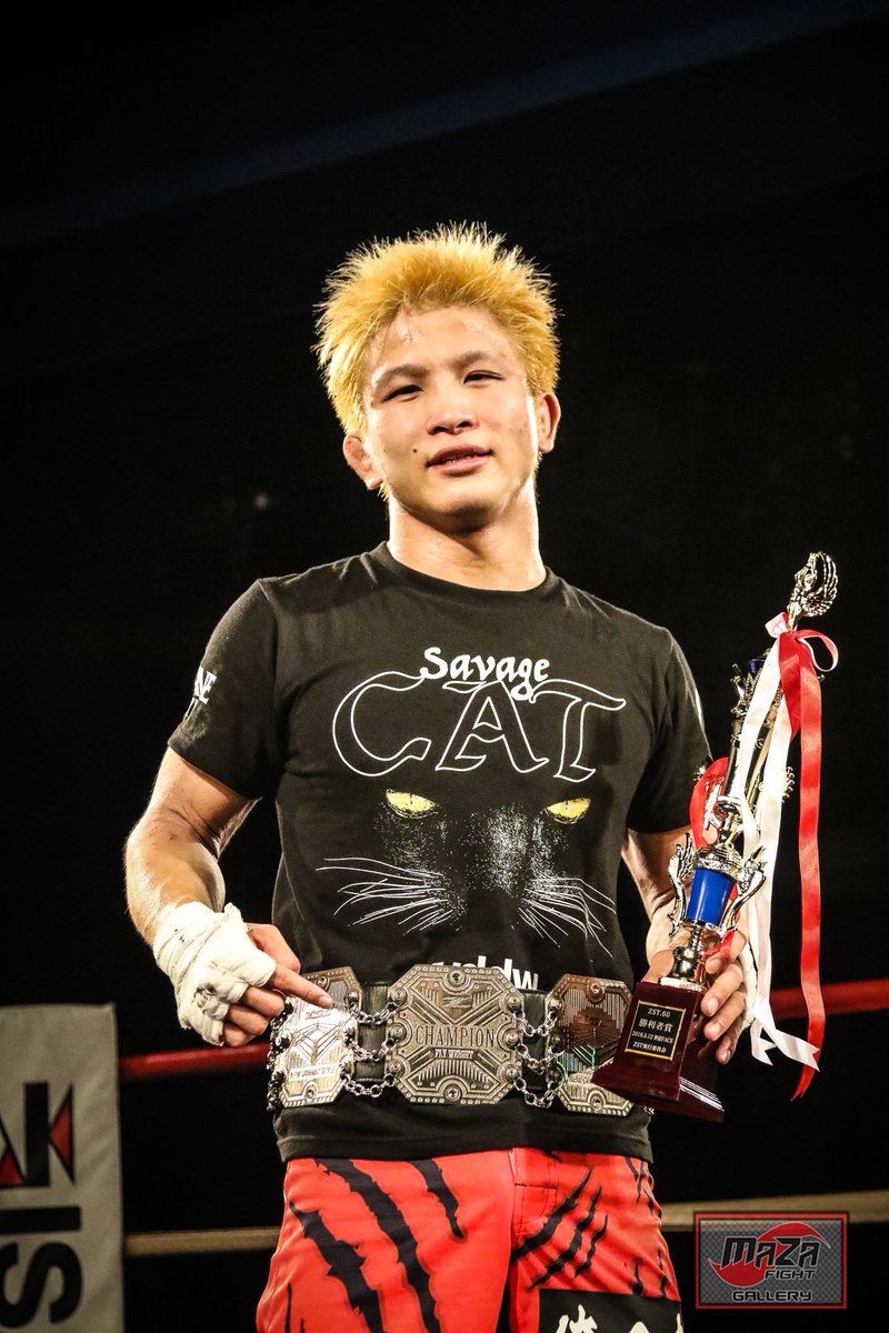 mazafight_japan's tweet photo. 2018年5月12日(土)東京・新宿FACEにて行われた「ZST.60」のギャラリーをアップしました!
CLICK HERE シェアお願いします: https://t.co/wWcGTAqEuV
#ZST60 #ZST #MMA #mazafight https://t.co/0i4KOodI7l