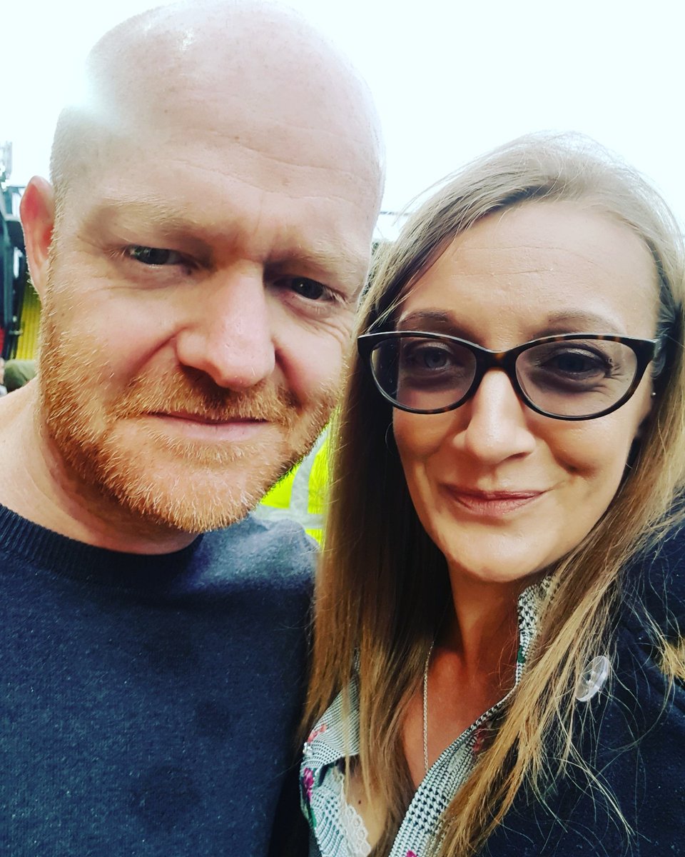 Thank you <a href="/mrjakedwood/">Jake Wood</a> for putting my Mum in THE best mood after this beauty of a photo <a href="/WatfordFC/">Watford Football Club</a> for the <a href="/Sellebrity_UK/">SellebritySoccer</a> match. 
She's still smiling this morning!! 
❤😁👌