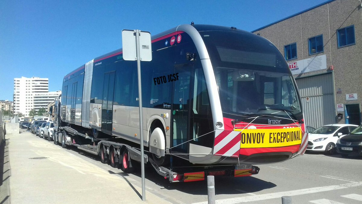 Los nuevos y revolucionarios autobuses eléctricos #Irizar de <a href="/TMB_Barcelona/">TMB</a> ya han llegado a Barcelona. Pronto realizarán las primeras pruebas por la ciudad y comenzarán a dar servicio.
Más información [CAT]: noticies.tmb.cat/innovacio/aixi…