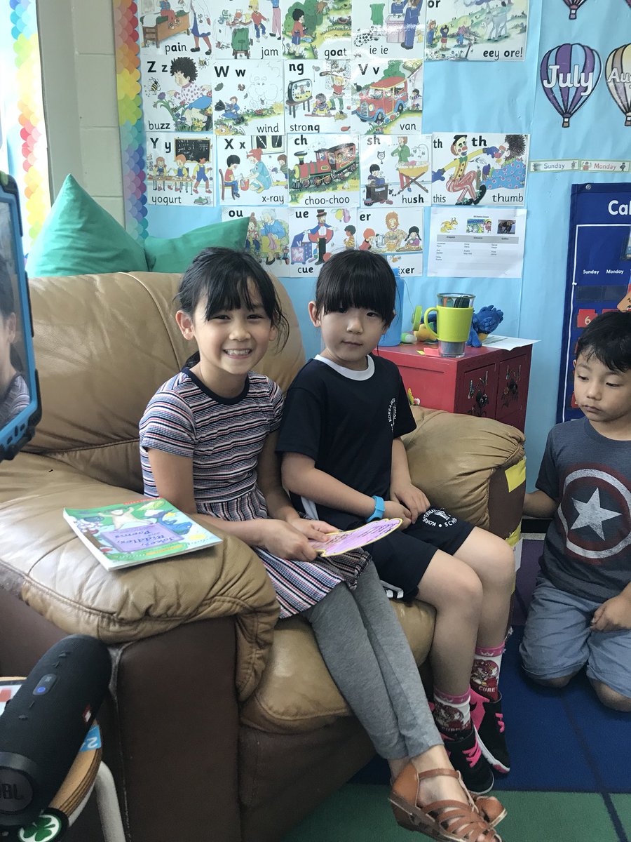 alicedahny's tweet photo. Poetry Sharing with our buddy class! #2Crocks #SecondGrade #Poetry #BuddyClass https://t.co/T94ovYvd0F