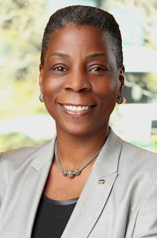 SheDidItPod's tweet photo. #SheDidItAnyway #AppreciationTweet #MondayMotivation
Ursula was the former CEO of @Xerox and the first black women to hold this senior position of a Fortune 500 Company. https://t.co/6DsoBTkPvf