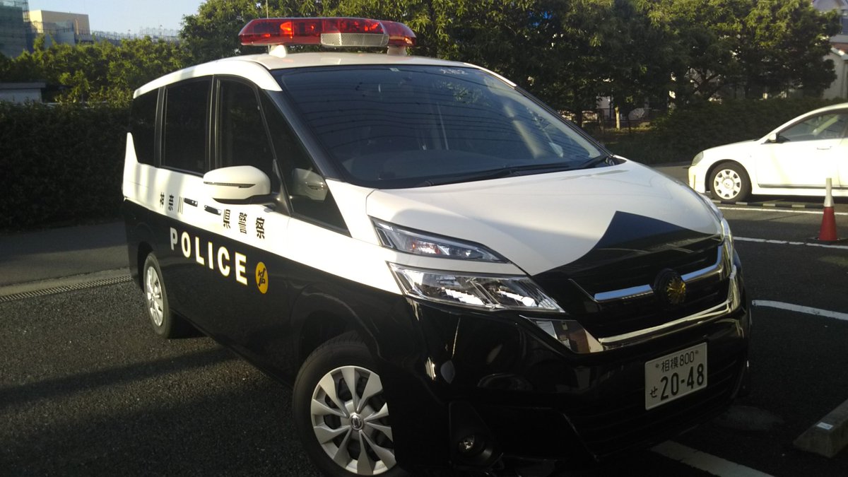 全国で15台しか配備されてない新型セレナパトカー写真撮らせてもらった