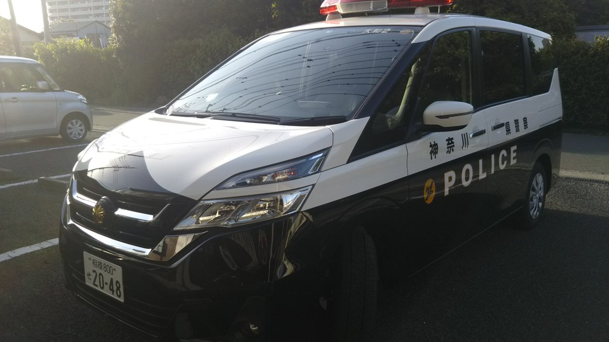 全国で15台しか配備されてない新型セレナパトカー写真撮らせてもらった