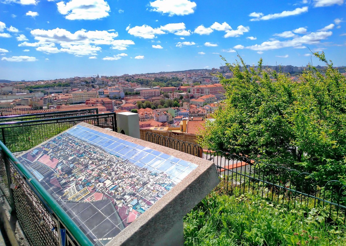 Miradouro da Senhora do Monte

#lisboa #lisbon
#visitlisboa #lisabona #lisbonne #portugal
#toplisbonphoto
#lisbonworld #topportugalphoto #lisbonlovers
#visitportugal
#visitlisbon #LonelyPlanet #discoverportugal @CamaraLisboa @VisitPortugal #VisitLisboa @TurismodeLisboa