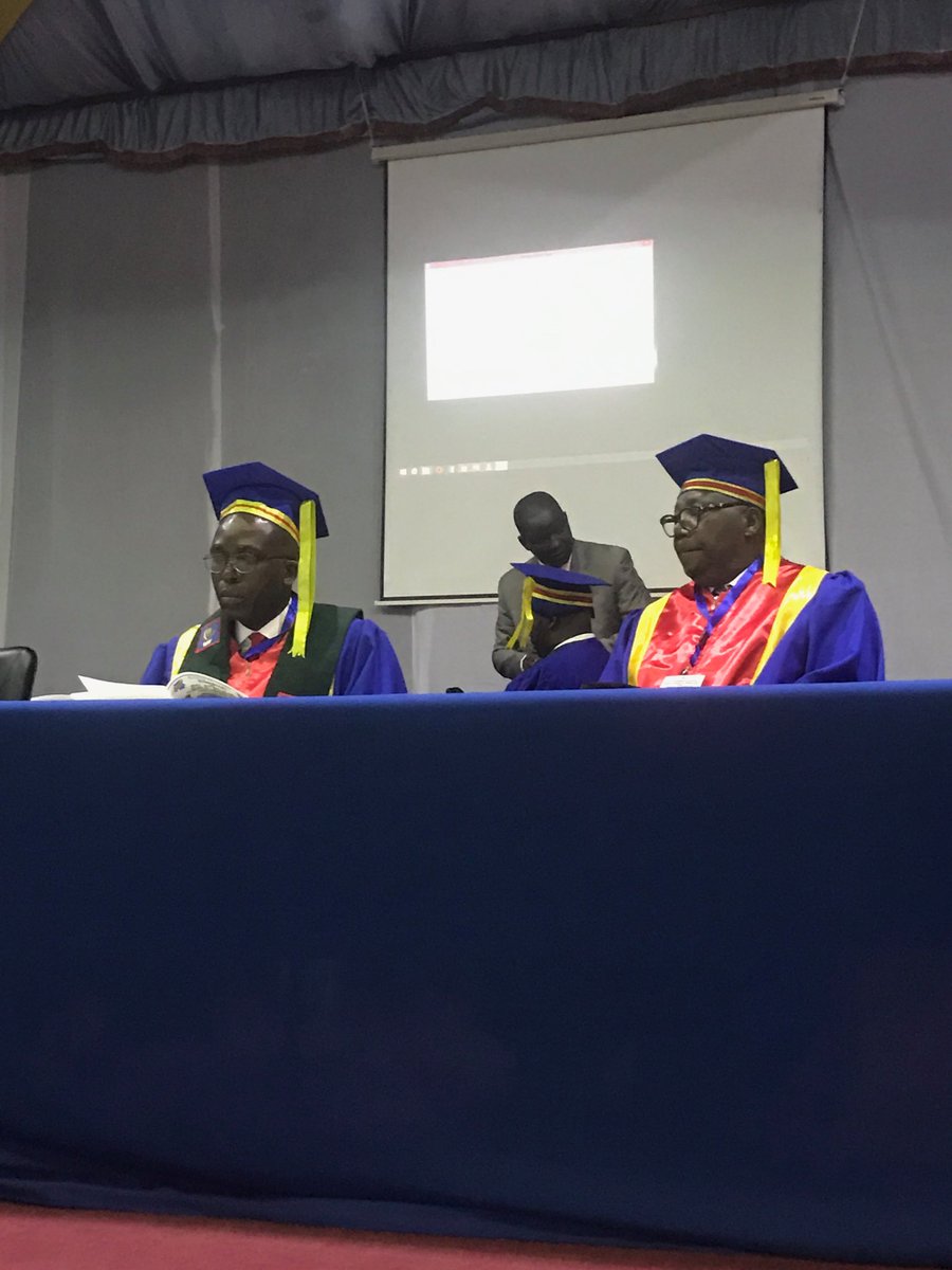 Heureux d'avoir participé (à l'université de LUBUMBASHI) a cette conférence de haut niveau sur la problématique de du développement economique de la RDC par les ressources naturelles.