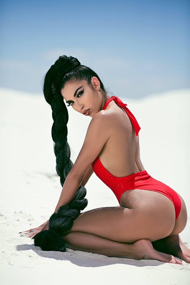 bikinirisque's tweet photo. Formative Style by Bikini Risque
Model: Alexis Shepherd
MUAH: Felisha Sainz
Location: White Sands, NM
Photographer: Gio Rhivers
Check out the latest Swim Wear at https://t.co/yG2A4BBIzh https://t.co/xIUNfiFFIw