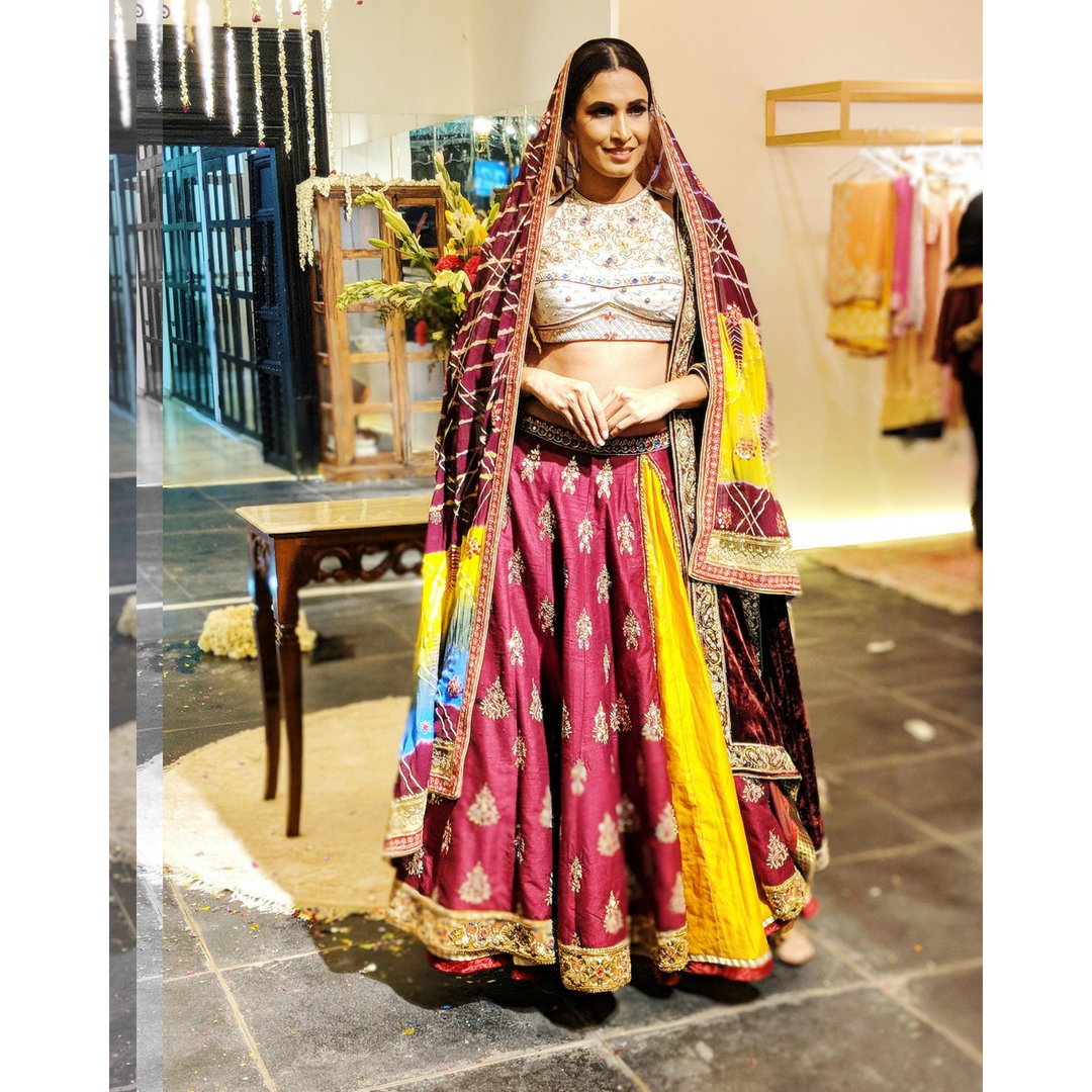 DesignMeeIN's tweet photo. NOW LIVE ! Our brand new studio and store with all our expert #designers, #stylists, tailors under one massive roof - just for you! @antardesimanish https://t.co/8QBD9T4RHG