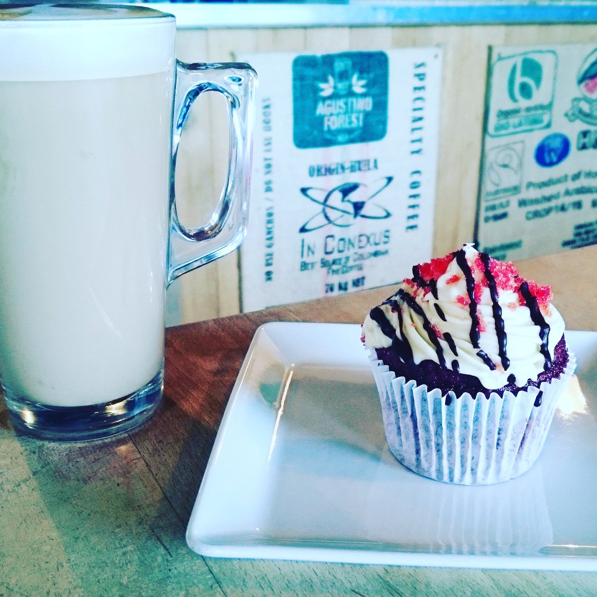 Monday blues? We may have the perfect solution. Delicious latte and scrumptious homemade red velvet cake. It's a match made in heaven. 😍 #cake #coffee #MondayBlues