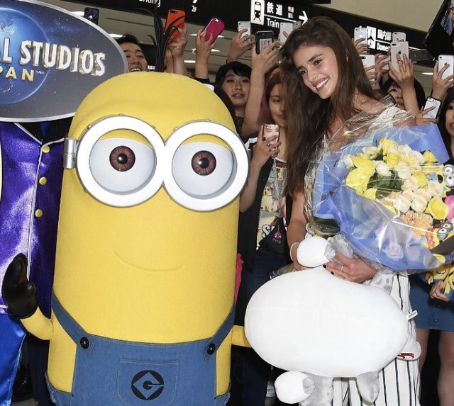 TaylorHill__JP's tweet photo. ユニバーサルスタジオジャパンがTaylorをお出迎え♡

大阪いっちゃいますね🤔❤️ https://t.co/arFKda2tui