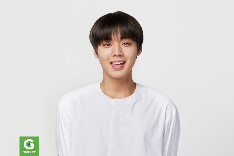 Pocaris_archive's tweet photo. 지마켓 미공개 화보

#박지훈 #배진영 #라이관린 #포카리즈 https://t.co/JD4M3xDHiy