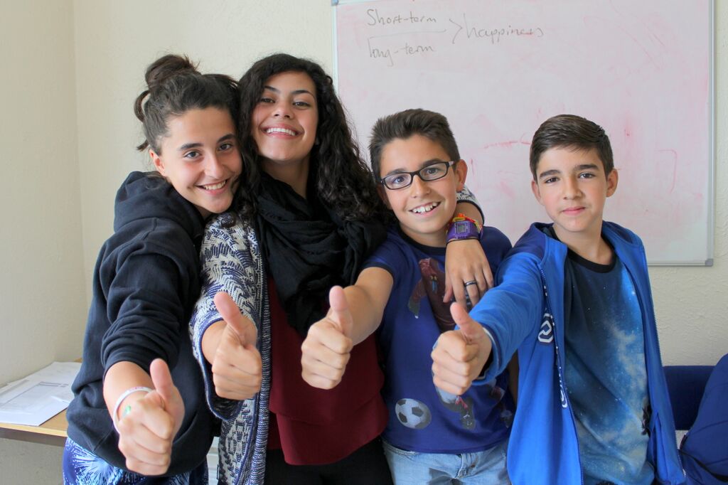 We still have places at BLS English this summer. Immerse yourself in English language and culture whilst making new friends and memories. Speak to us for further details ow.ly/neui50hgSQs