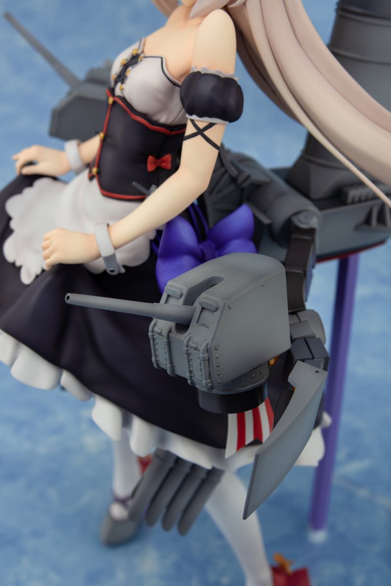 plum_naka's tweet photo. \ハムマンをいつまで待たせる気だ！ひとりで超さびしぃ…フン！/
1/7スケールフィギュア『ハムマン改』のご紹介です！恥じらう表情がとってもかわいい彼女を迫力の艤装と併せてご覧ください♪
ご予約は5/21(月)より開始予定です！

#アズールレーン #plum
https://t.co/TUCUNf77Xf https://t.co/VLf2infuV0