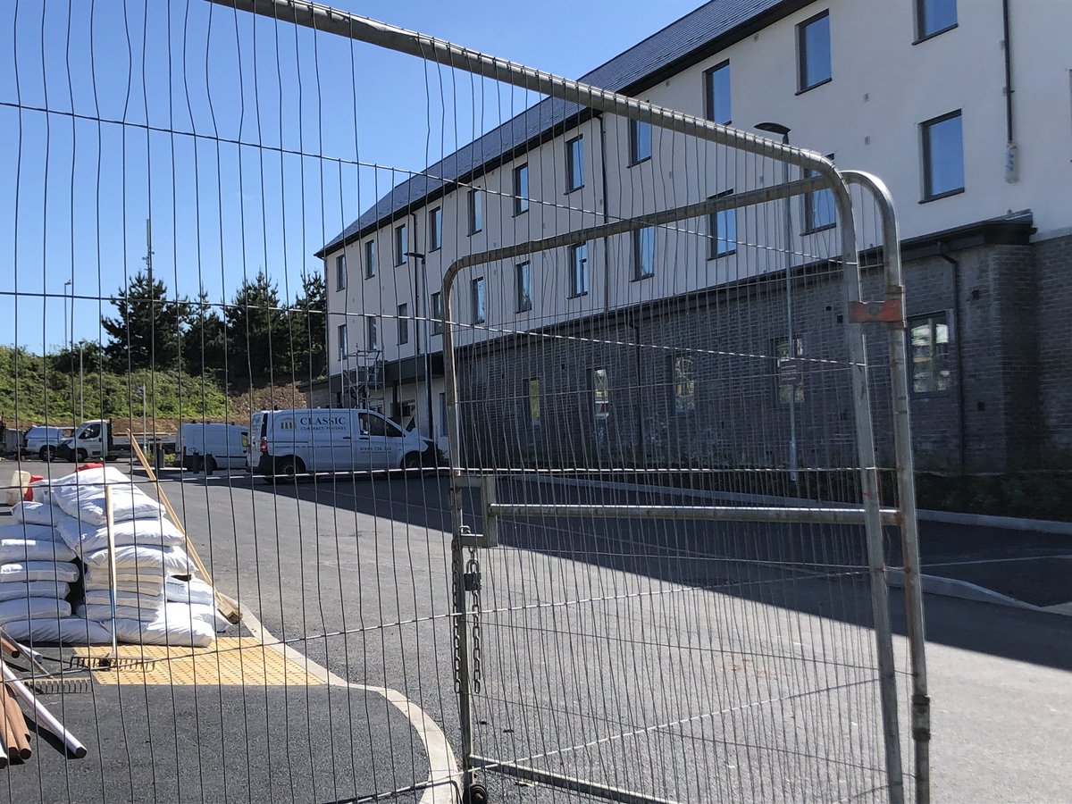 Coming along nicely #excited <a href="/carolynpinky/">Carolyn Floyd</a> <a href="/SDEBDD/">simon ewins</a> <a href="/SWWalesSolus/">#500PImiles</a> <a href="/PIhubOpenings/">PI&R New Openings</a> <a href="/WadebridgePI/">Wadebridge premier inn</a>