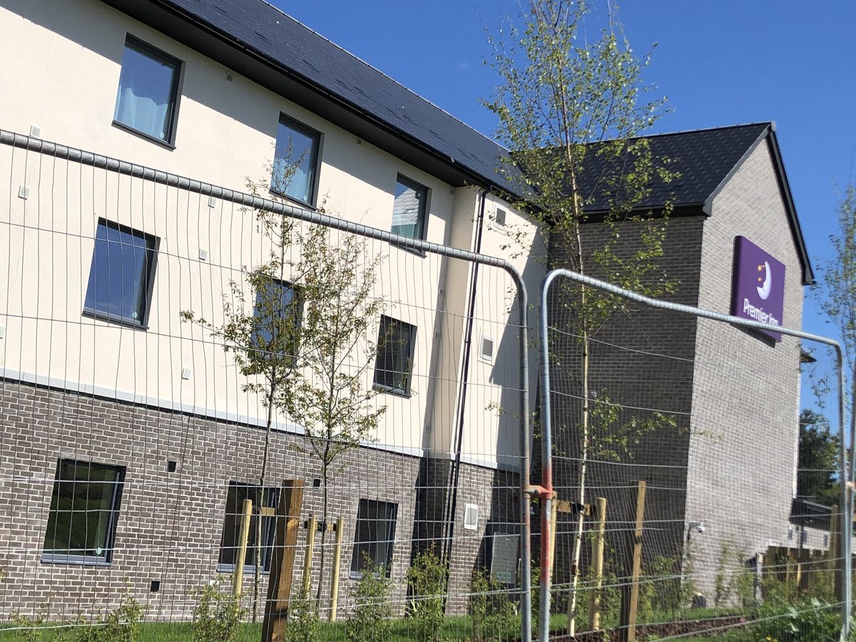 Wadebridge premier inn tweet media