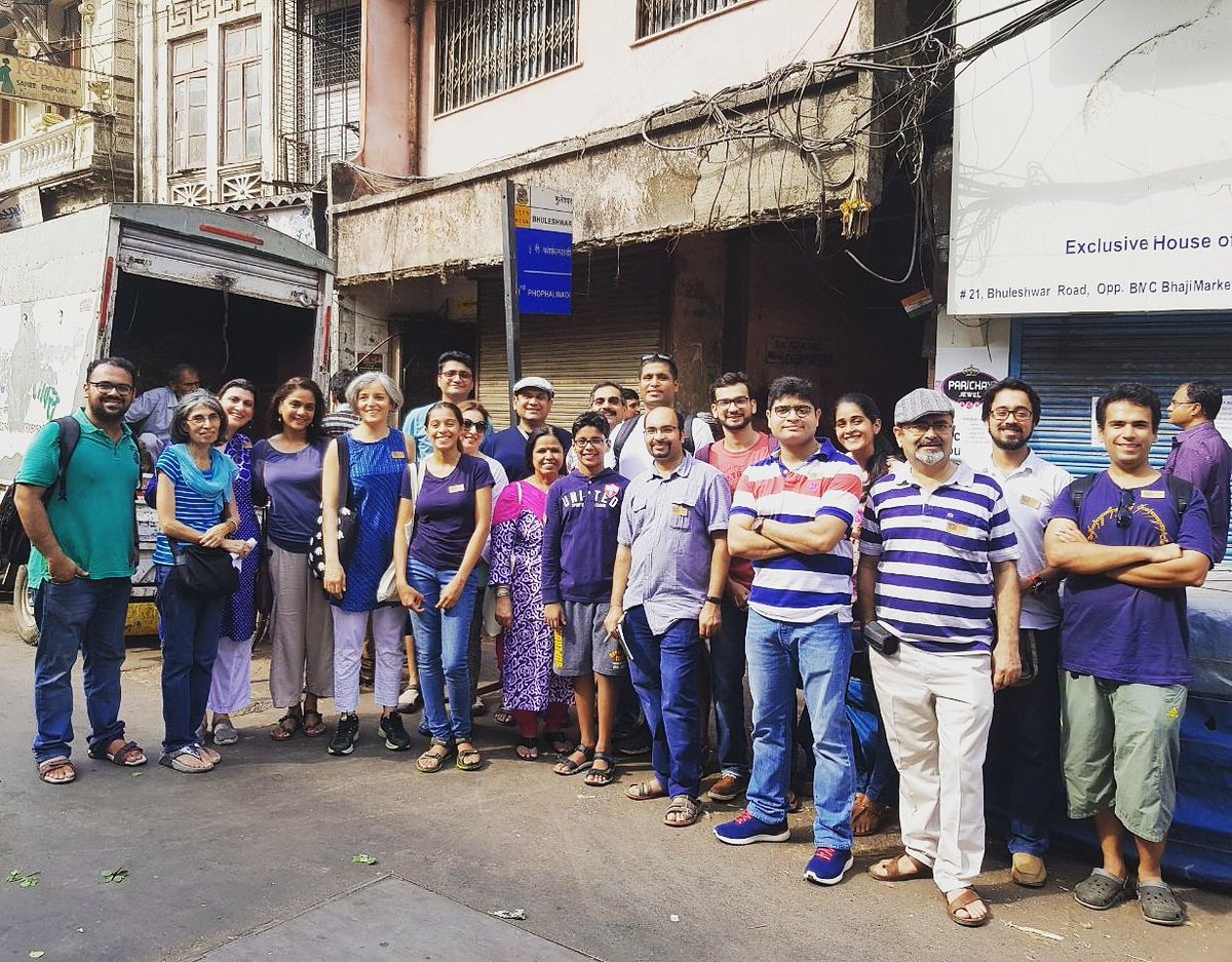 Khaki_Tours's tweet photo. Those who survived the #BhuleshwarBhulbhulaiya heritage walk on 13th May 2018.
.
.
#Market #Bhuleshwar #temples #bazar #travel #tourism #india #mumbai #bombay #nativetown #groupphoto #instagram #road #history #heritagewalk #thingstodoinmumbai #thingstodo #walkingtour #fun https://t.co/bPIbbgxUuD