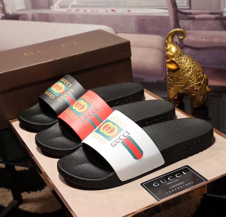 burando0101's tweet photo. GUCCIサンダル！
12,000
その他ブランド多数取り扱い中！
お気軽に気になる方はDMをお願い致します。
#ｼｭﾌﾟﾘｰﾑ
#Supreme
#ルイヴィトン
#BALENCIAGA
#バレンシアガ
#ウブロ
#HUBLOT
#ブランド品
#モテ男子
#GUCCI https://t.co/xUQnaRVItg