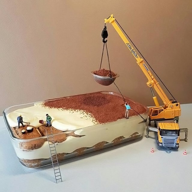 johann_boresch's tweet photo. Nur noch ein bisschen Geduld. 
Das Dessert ist gleich fertig. https://t.co/eiJV3fVL0y