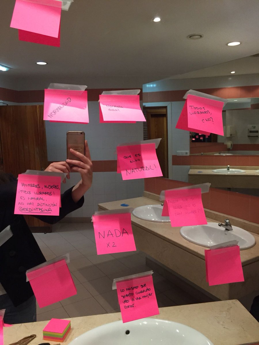 iNNoVaNDiS's tweet photo. El día 2 de mayo los #innovanders #14G presentaron a Sinnple su propuesta de solución al reto que esta empresa les propuso al comienzo del semestre.
Aquí algunas fotos del prototipaje. ¡¡Buen trabajo equipo!! https://t.co/dOg4hdA7Yj