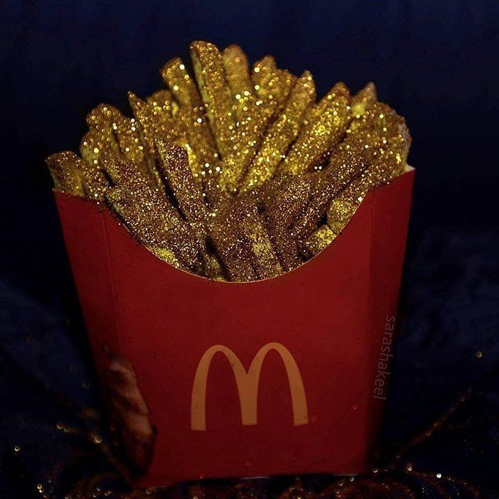 AgossipOfficial's tweet photo. Fluent in french (fries).

#Mcdolnalds #Fries #Sparkle #Monday #Agossip #Food https://t.co/rH2KrEjlZZ