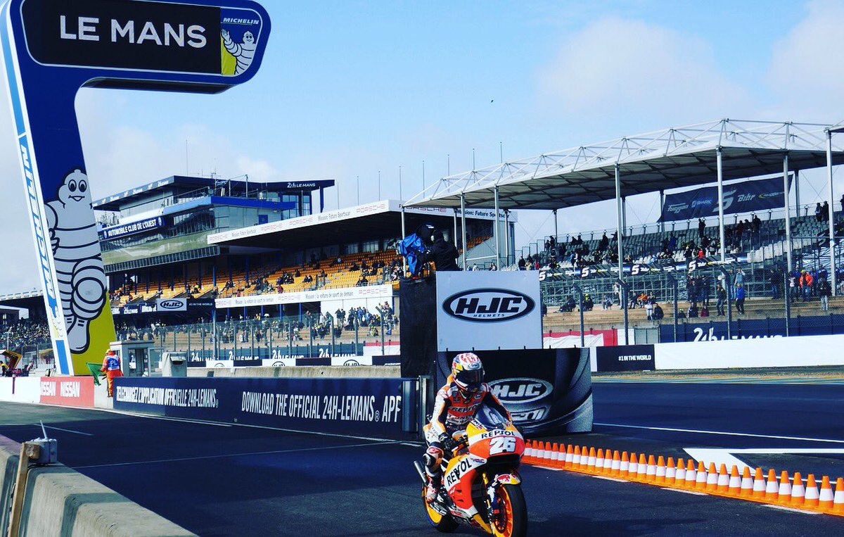 PolePositionT's tweet photo. RACE WEEK! 🏍🏁🇫🇷
Are you ready?
#PolePositionTravel #motogp #moto2 #moto3 #MotoGPExperience #PPClub #BestExperience #WeLoveMotoGP #WhoIsCommingWithUs? https://t.co/yZasbaBTYk