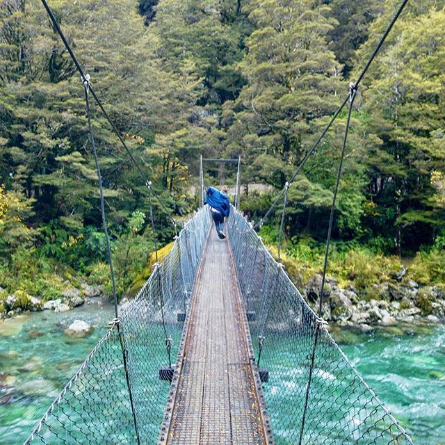 Never getting tired of those swing bridges here in NZ... ❤️ ift.tt/2rEF4TN