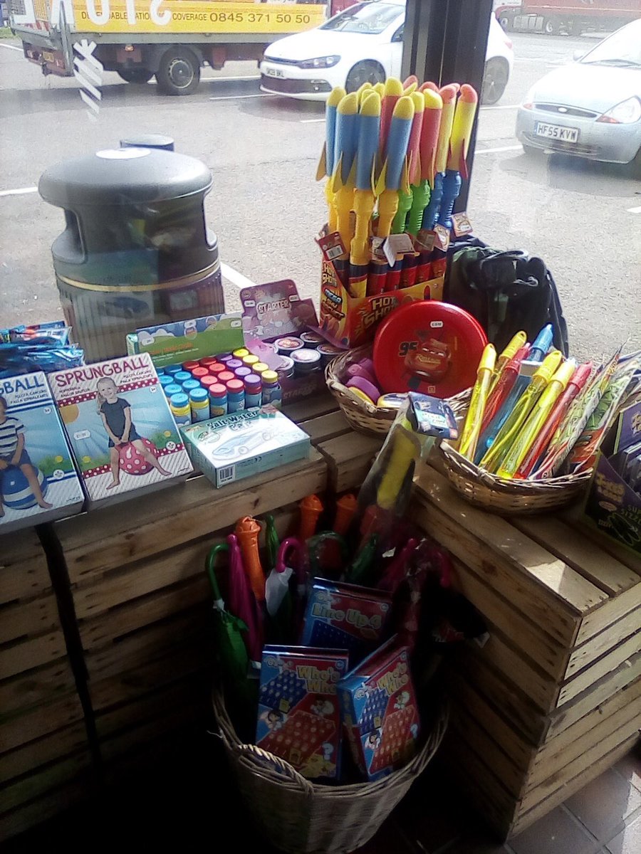 draycot_stores's tweet photo. #summerfun #SummerIsHere #gifts #toys #keepkidsentertained #shoplocal https://t.co/Jykx1W6A1Q