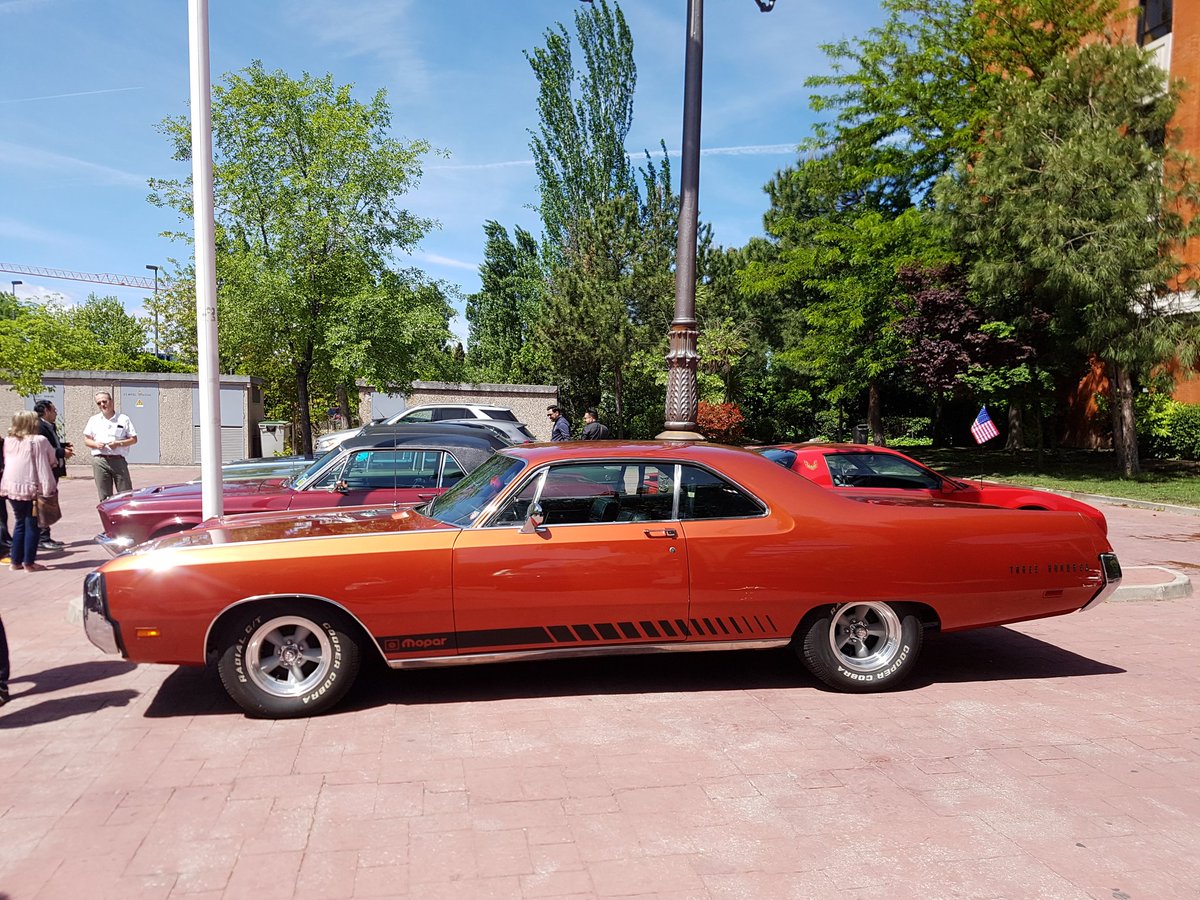 CarloOCB's tweet photo. Charger 440 cazado ayer en la Sala #Chanoe 😍😍😍😍 https://t.co/xiaJUFsRWX