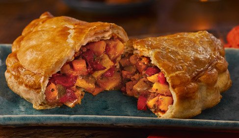 therealginsters's tweet photo. It's #NationalVegetarianWeek and have we got a #veggie treat for you... Check out our NEW award-winning Moroccan Vegetable Pasty. It's bursting with flavour – tasty butternut squash, roasted red pepper, aromatic spices and a hint of harissa. https://t.co/hnKv3rnrT9