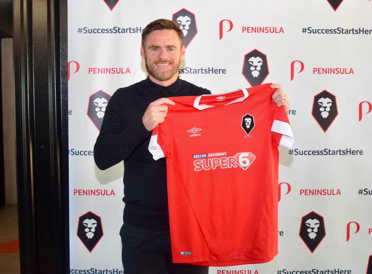 SalfordCityFC's tweet image. We are delighted to announce Graham Alexander as the club's new manager!

Full statement: salfordcityfc.co.uk/new-managerial…

#WelcomeGraham